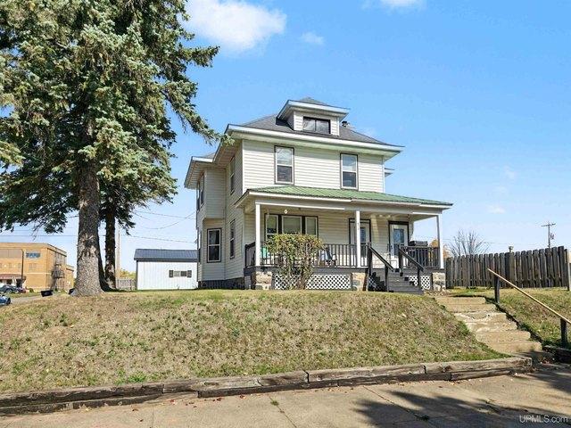 House for sale in Stambaugh, Iron River