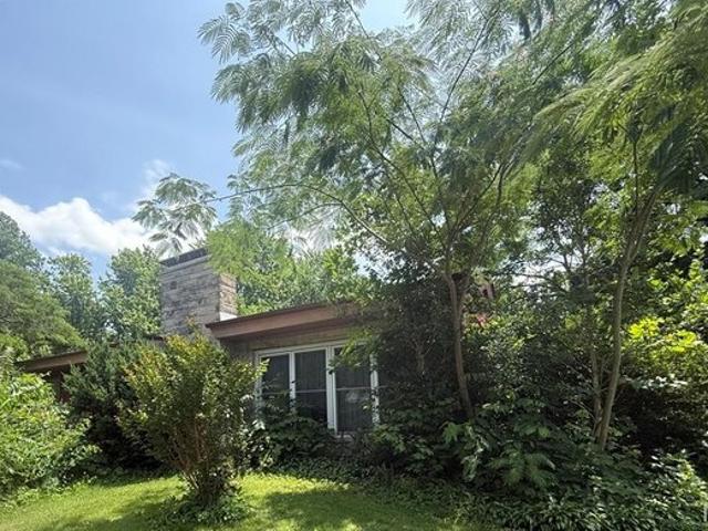 House for sale in Vandalia, Illinois