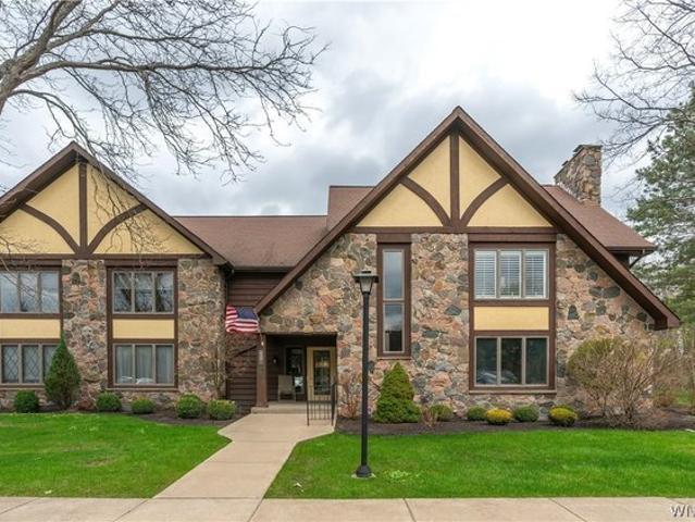 Condo for sale in Orchard Park, New York