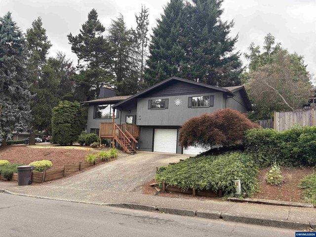 House for sale in Oregonia