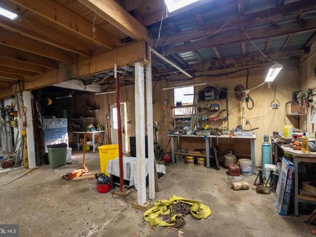 House for sale in Lothian, Maryland