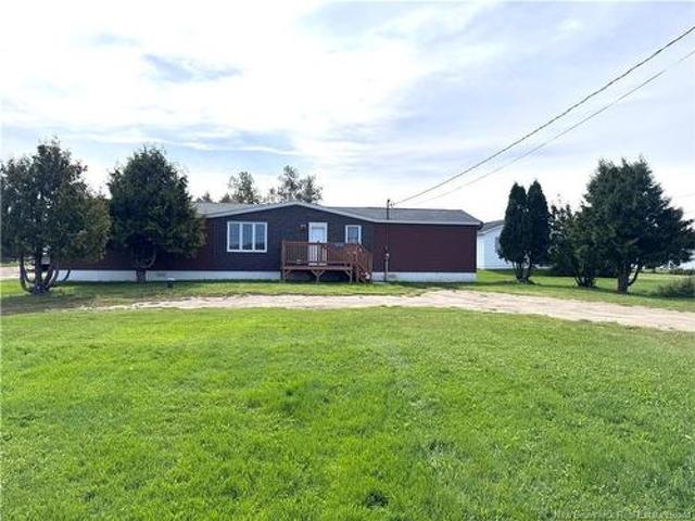House for sale in Miramichi Bay, New Brunswick