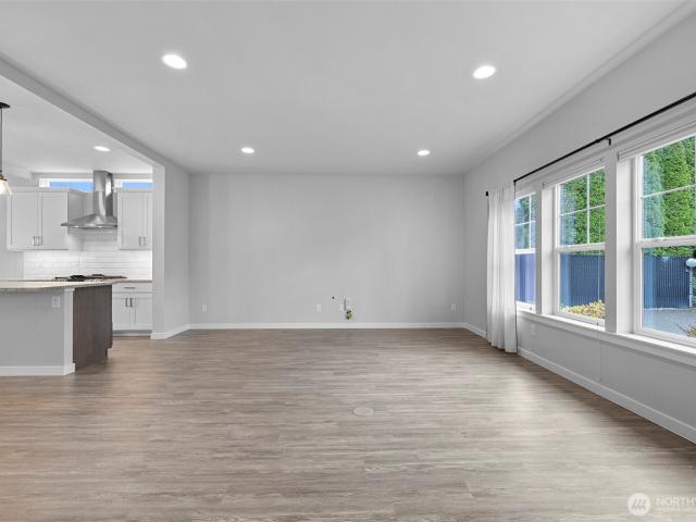House for sale in Washington