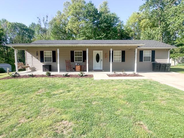 House for sale in Jamestown, Kentucky