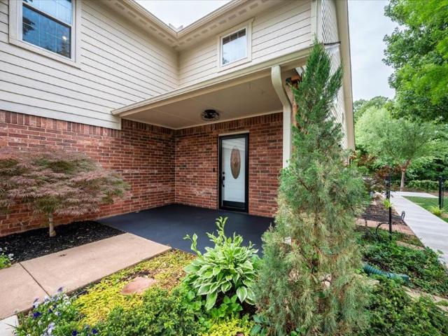 Townhouse for sale in Edmond, Oklahoma