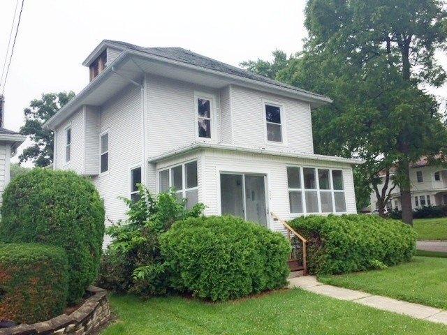 House for sale in Dixon, Illinois