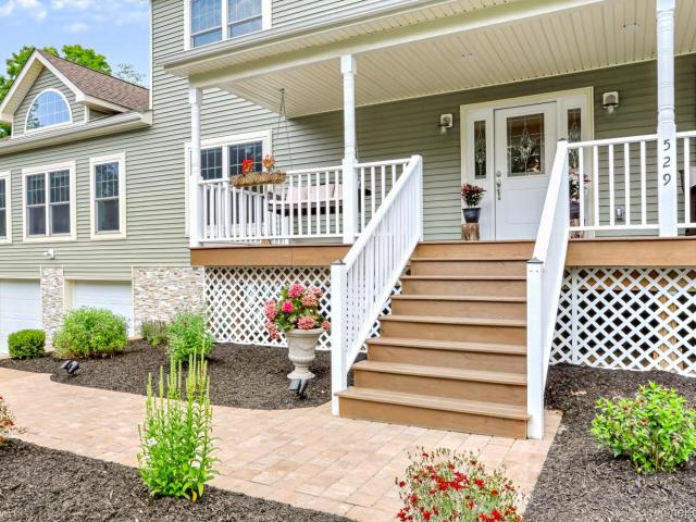House for sale in Girarde, Town of Hamptonburgh