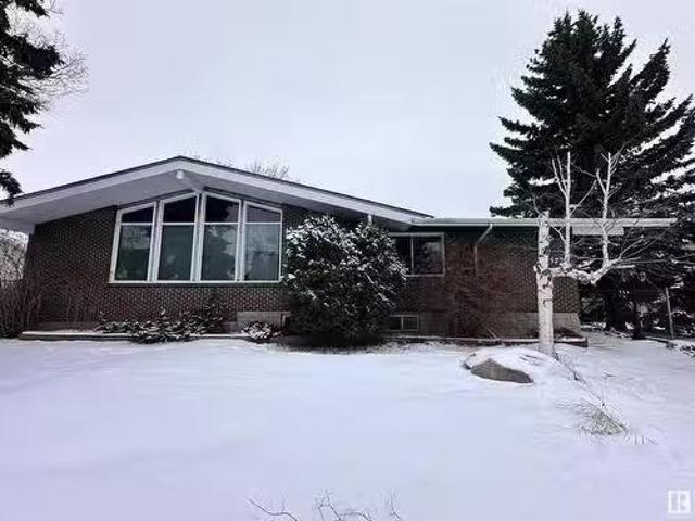 House for sale in Spruce Grove, Alberta