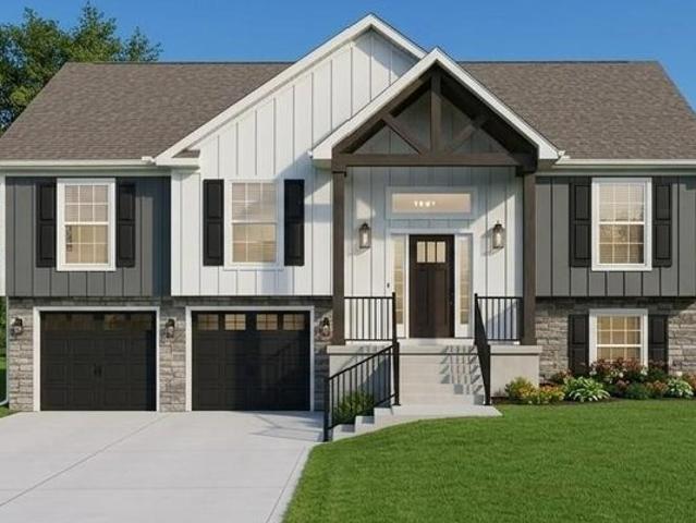 House for sale in Raymore, Cass County