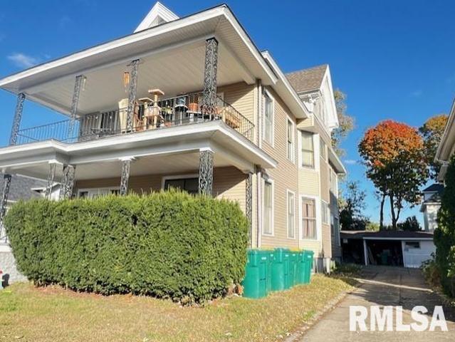 House for sale in Galesburg, Illinois
