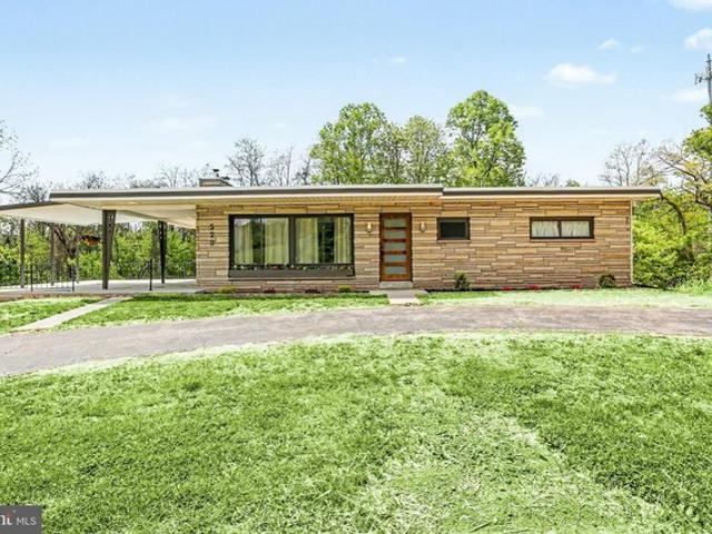 House for sale in Cumberland, Pennsylvania