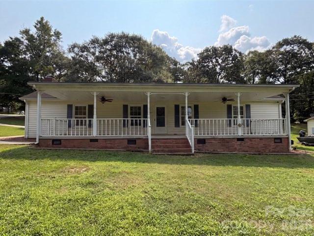 House for sale in Mount Holly, North Carolina