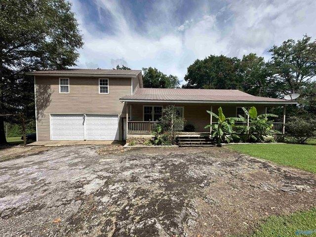House for sale in Etowah, Alabama