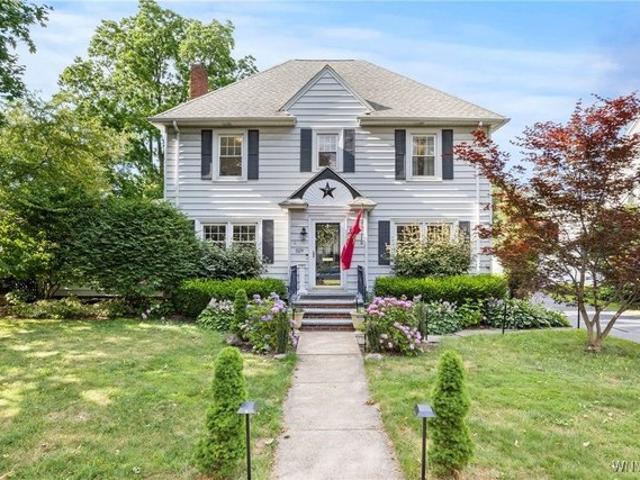 House for sale in Niagara, New York