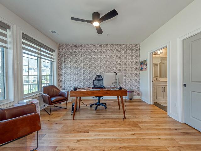 Townhouse for sale in Oakmont, Pennsylvania