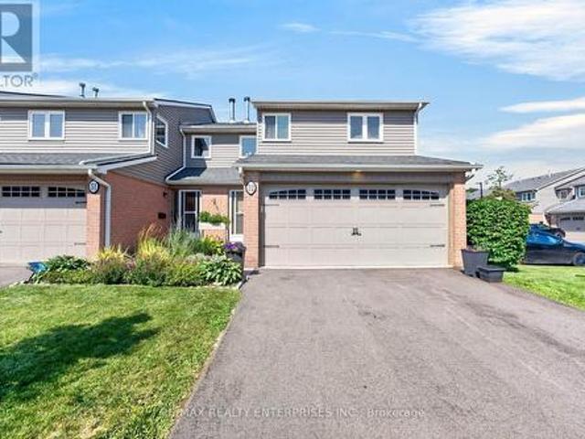 Townhouse for sale in Mississauga, Ontario