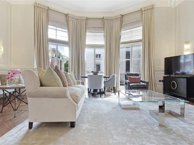 Apartment for rent in Hans Town, Greater London