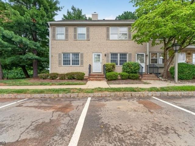 Condo for sale in Raritan, New Jersey