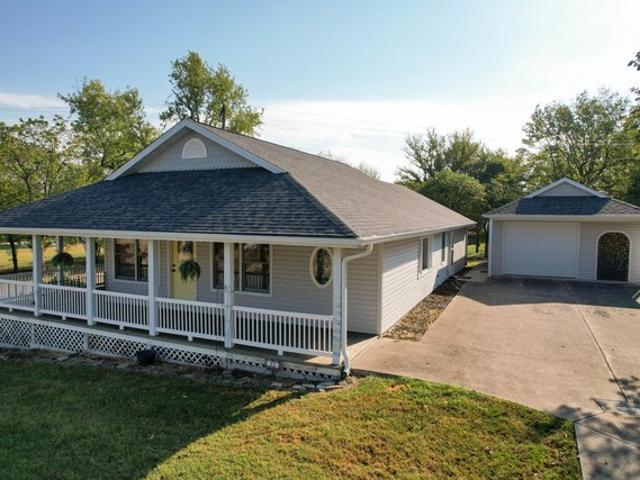 House for sale in Fair Grove, Greene County