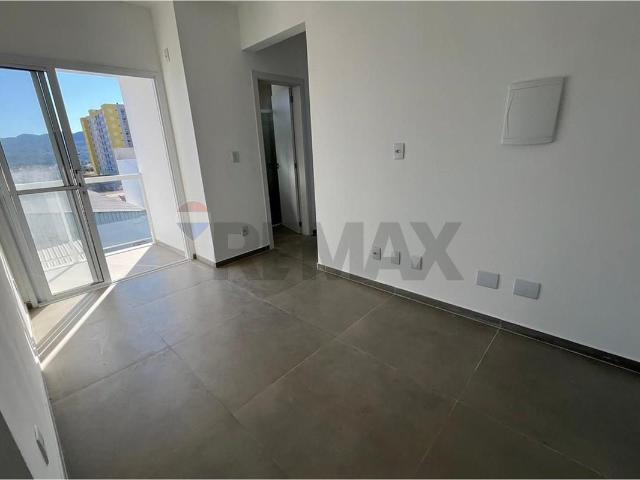 Apartamento aluguel em Região Geográfica Imediata de Santa Maria, Santa Maria