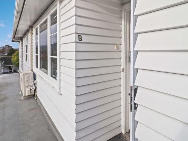 Apartment for rent in Pauatahanui, Wellington