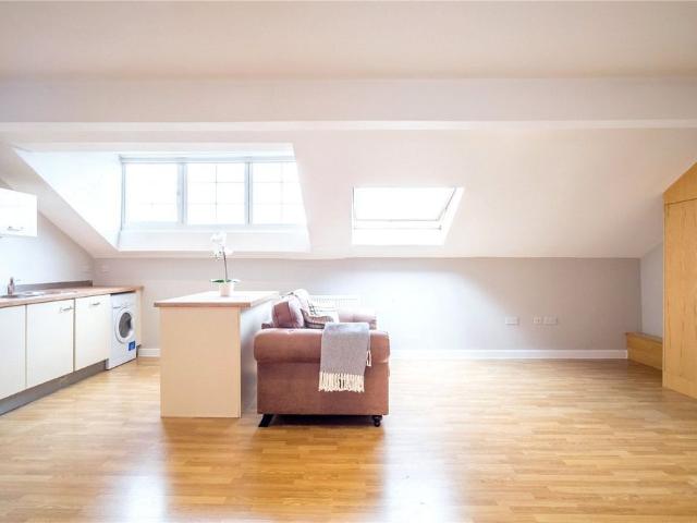 Apartment for rent in Thornton Lodge, Huddersfield