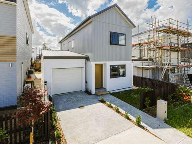 House for sale in Papakura