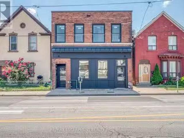 House for sale in Ancaster, Ontario
