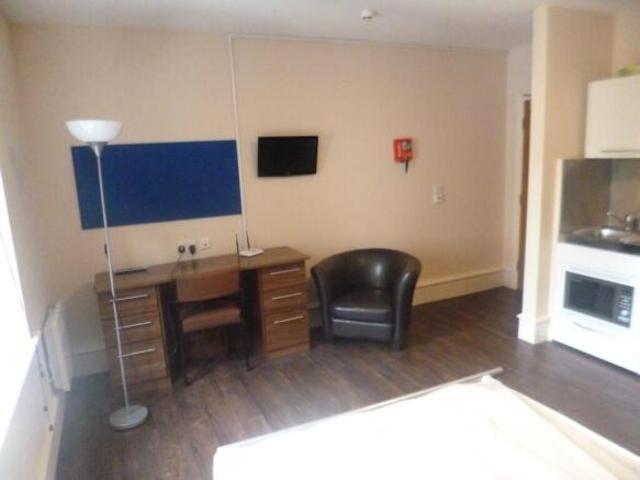Property for rent in St Ann's, Haddon