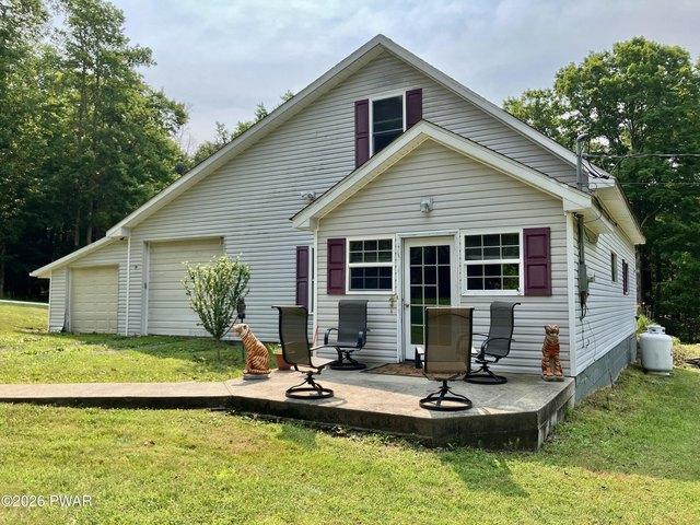 House for sale in Newfoundland, Pennsylvania