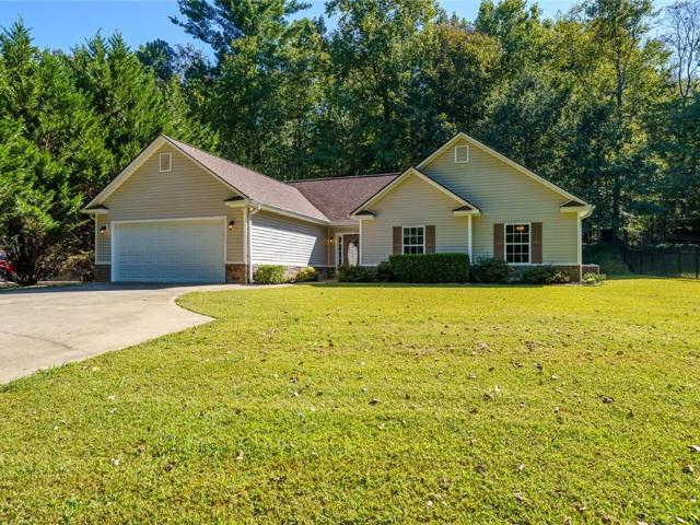 House for sale in Blaine, Talking Rock
