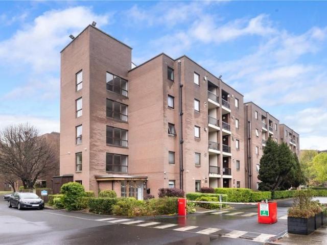 Apartment to rent in Bluebell, North Tipperary