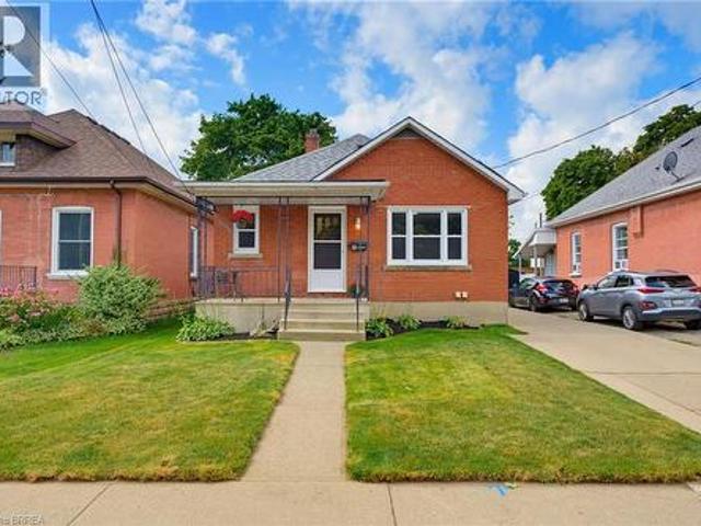 House for sale in Brant, Ontario