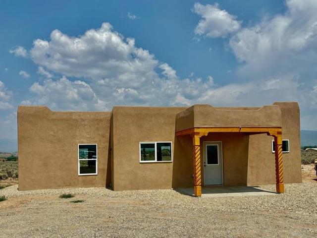 House for sale in El Prado, New Mexico