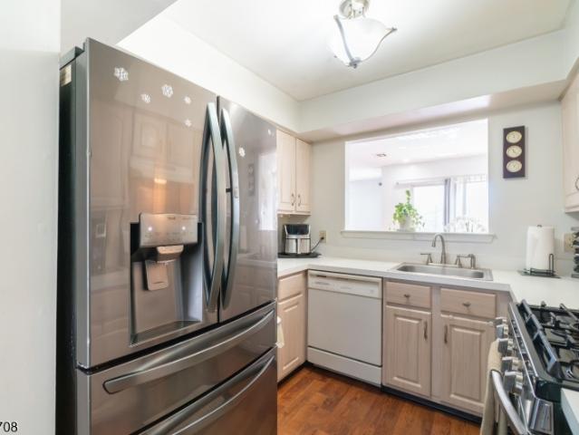Townhouse for sale in Oxford, New Jersey