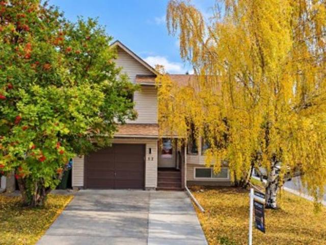 House for sale in Cedarbrae, Calgary