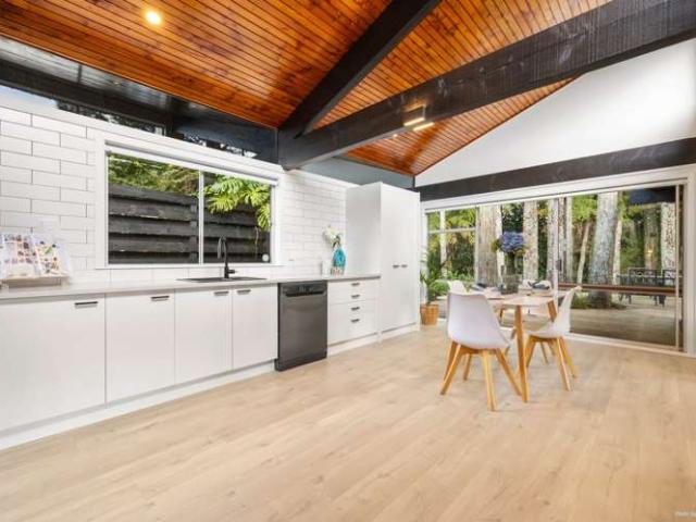 House for sale in Auckland, Oroua County