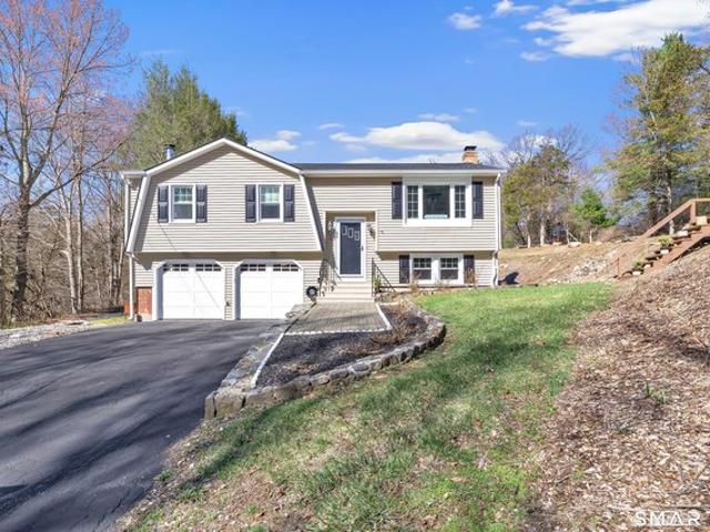 House for sale in Beacon Falls, Connecticut