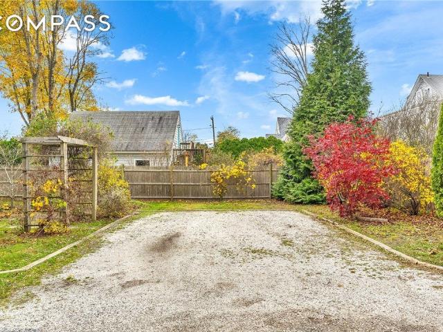 Property for rent in Barrington, Rhode Island