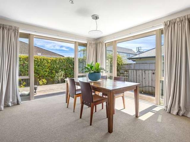 House for sale in Saint Albans, Fendalton-Waimari-Harewood Community