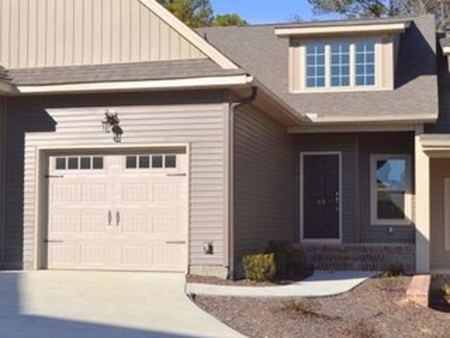 Townhouse for sale in Southern Pines, North Carolina