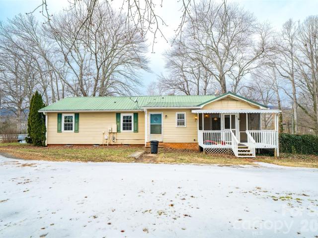 House for sale in Columbus, North Carolina