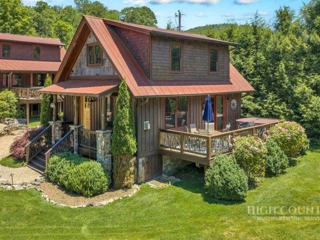 Townhouse for sale in Avery, North Carolina