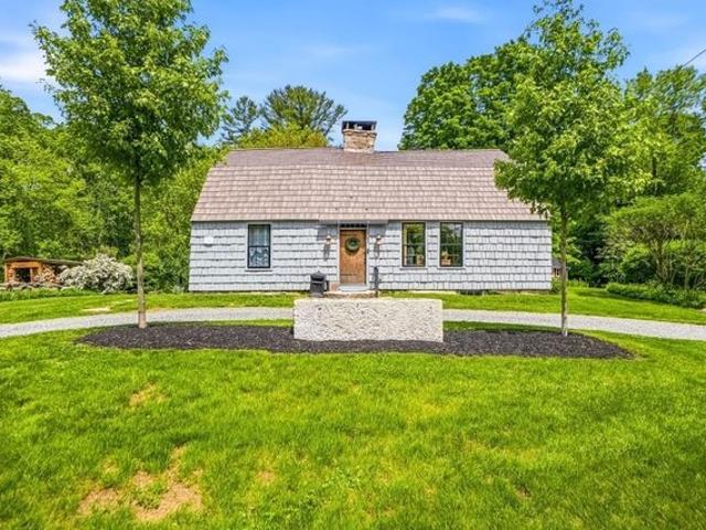 House for sale in Upton, Massachusetts