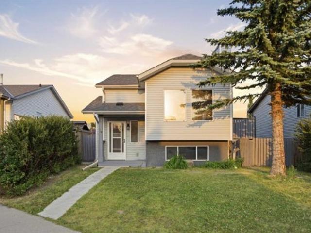 House for sale in Northwest, Alberta