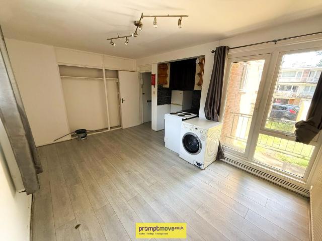 House for rent in Spring Park, Luton