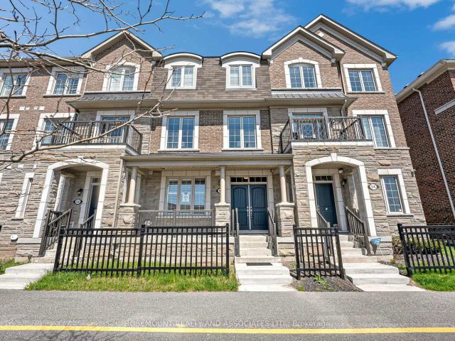 Townhouse for sale in Woburn, Ontario