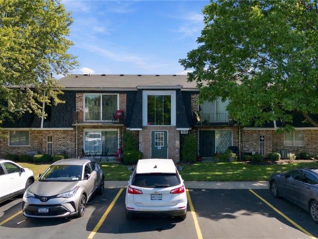 Condo for sale in Foxberry Apartments, Town of Amherst