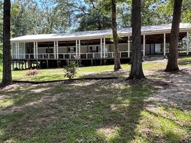 House for sale in Florien, Louisiana