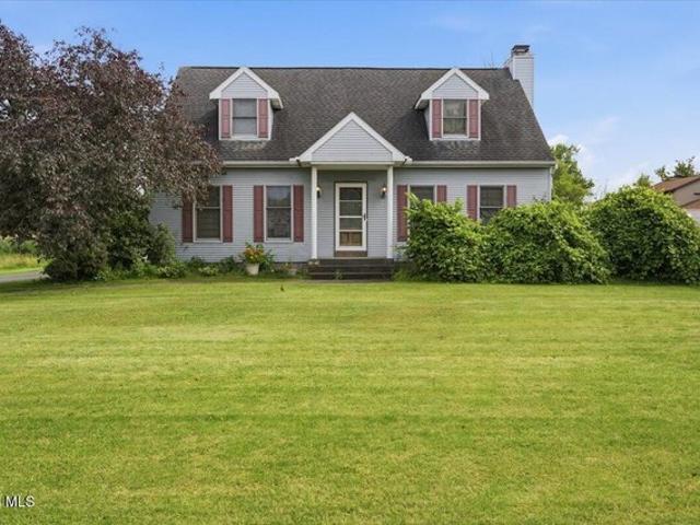 House for sale in Colonie, New York